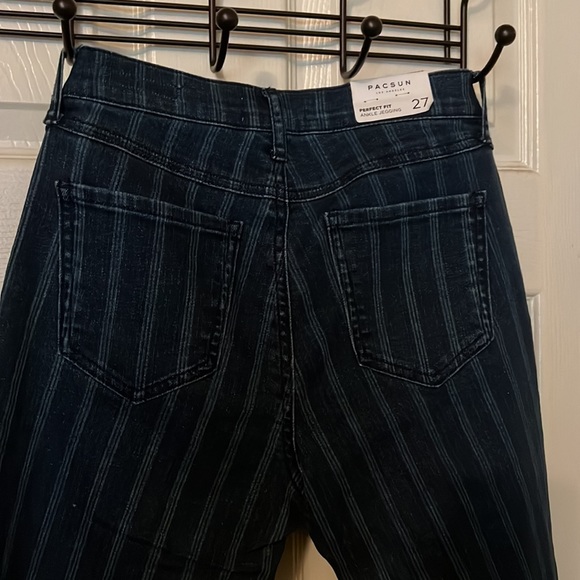 Pacsun Jeans - Picture 4 of 4